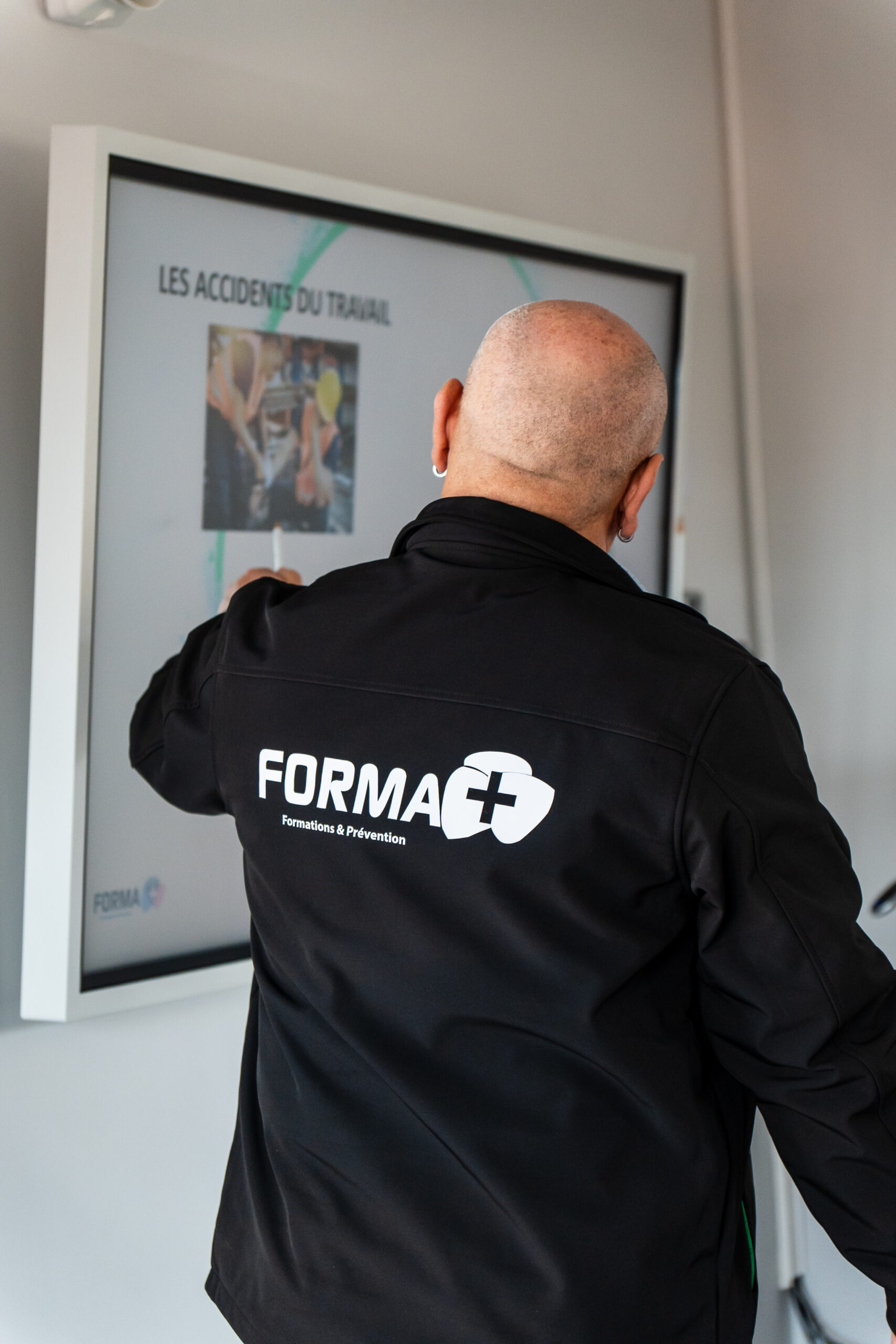 forma+-centre-formation-thuir-66-sécurité-ssiap-habilitation-h0b0-prévention-incendie-psc1-gestes-postures-perpignan